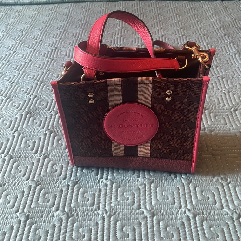Gorgeous, only carried once Coach! Nice dark pink accent that adds pop of color! - Picture 1 of 4